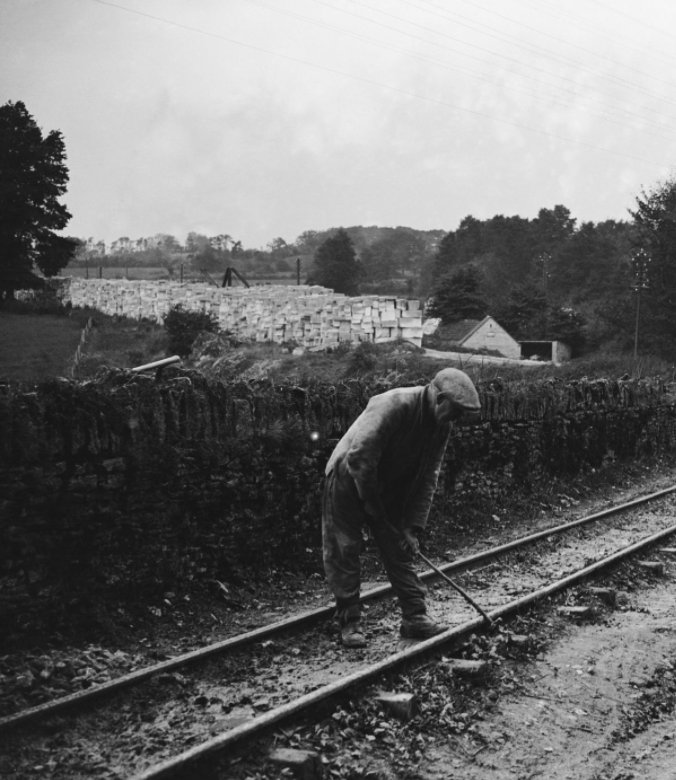 Zoom in Spring Quarry Tramway 1928.jpg