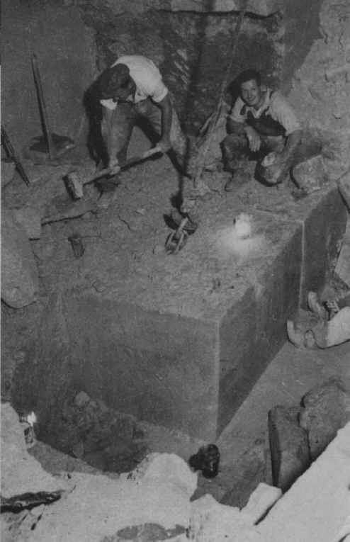 Zoom in Underground_16.jpg