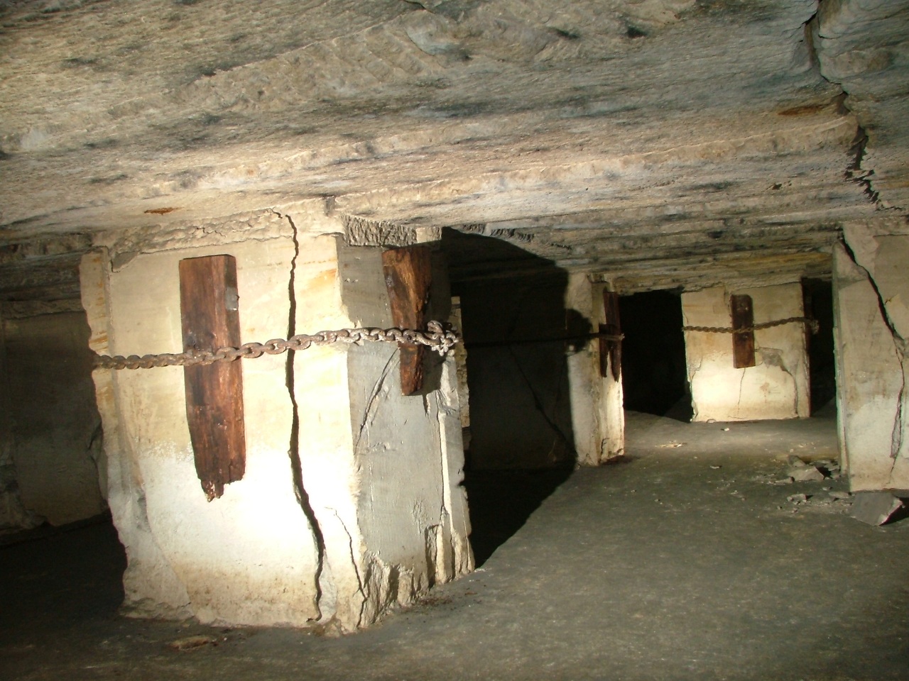 Closeup Crushed Pillar Westwood.jpg