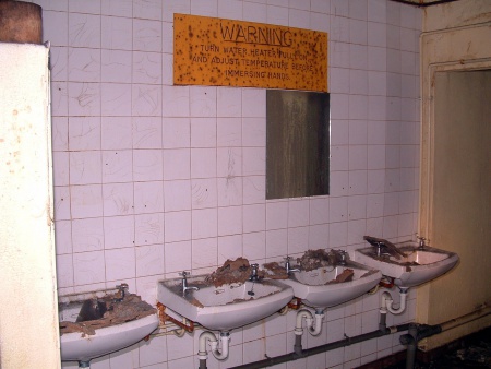 Sinks.jpg